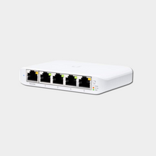 Load image into Gallery viewer, Ubiquiti Networks Unifi USW-Flex-Mini Switch Compact Gigabit 5-Port 802.3af/at PoE (USW-Flex-Mini) I 5-Port managed Gigabit Ethernet switch powered by 802.3af/at PoE or 5V, 1A USB-C adapter