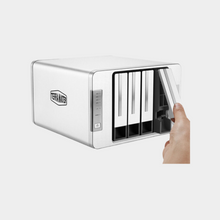 Load image into Gallery viewer, TerraMaster Realtek 1296 Quad-core 1.4GHz 2GB LAN x 1 (F4-210)