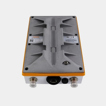 Load image into Gallery viewer, Mimosa Networks 5GHz 1Gbps Capable PTP Backhaul Connectorized (B5c)