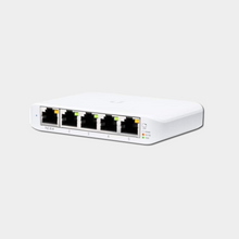 Load image into Gallery viewer, Ubiquiti Networks Unifi USW-Flex-Mini Switch Compact Gigabit 5-Port 802.3af/at PoE (USW-Flex-Mini) I 5-Port managed Gigabit Ethernet switch powered by 802.3af/at PoE or 5V, 1A USB-C adapter
